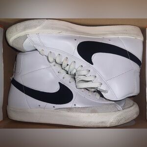 W Blazer Mid ‘77